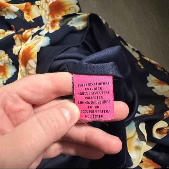 Betsey Johnson Navy Blue‎ & White Floral Print Chiffon Fit & Flare Dress Size 6 - Picture 7 of 8